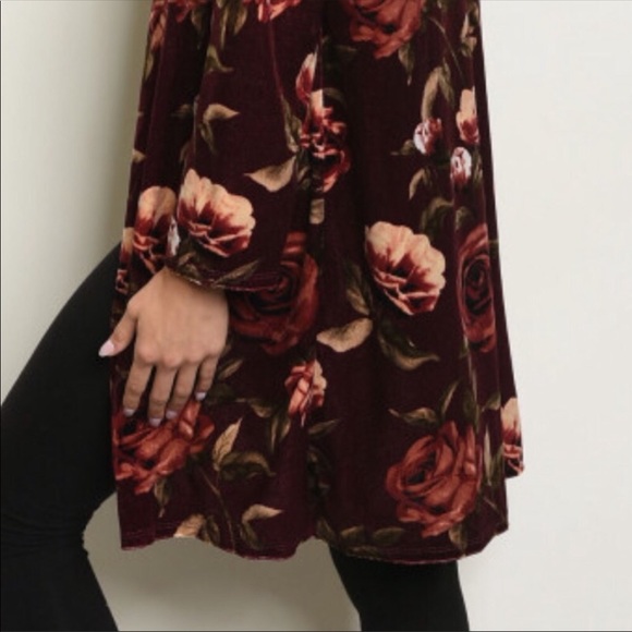 Floral Velour Duster - Picture 5 of 6